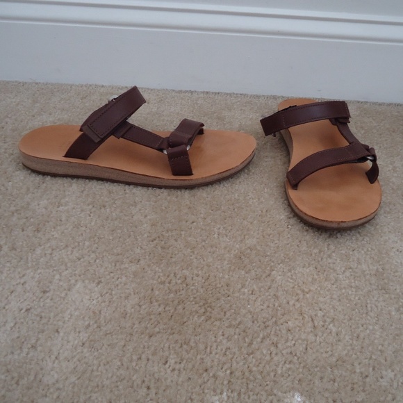 teva universal slide sandals leather